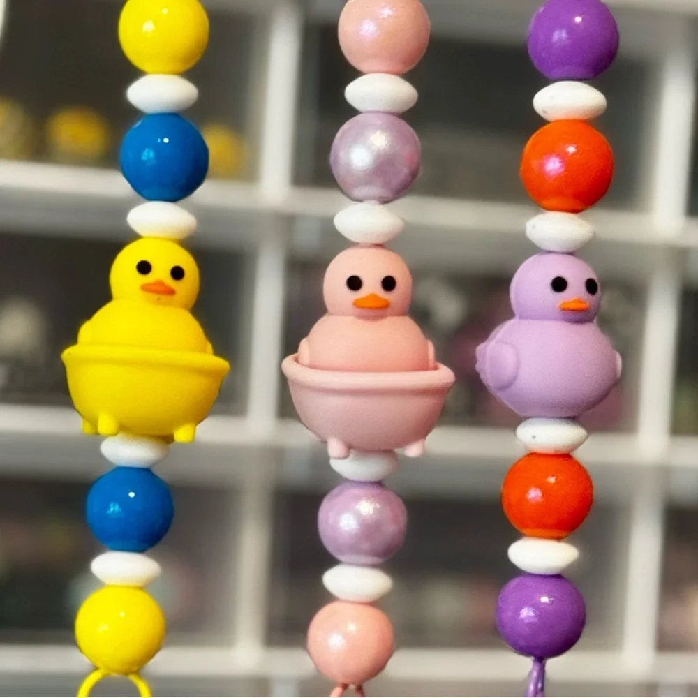 Just ducking around tablet or phone charm holders.